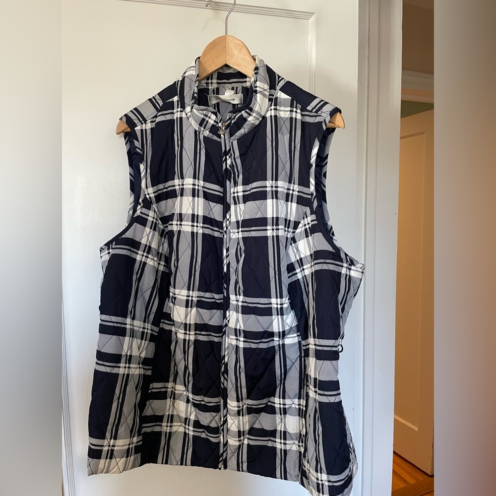 Classic puffer vest